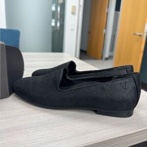 Vionic Women's Classic Black Loafers